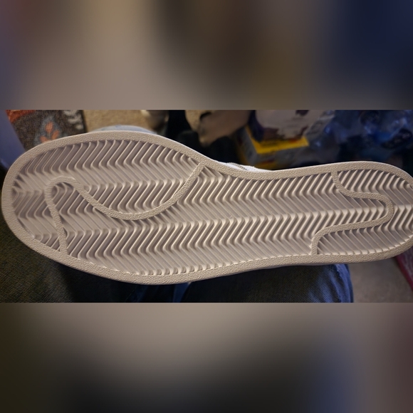 New Mickie mouse ๐ shoes - Picture 6 of 10